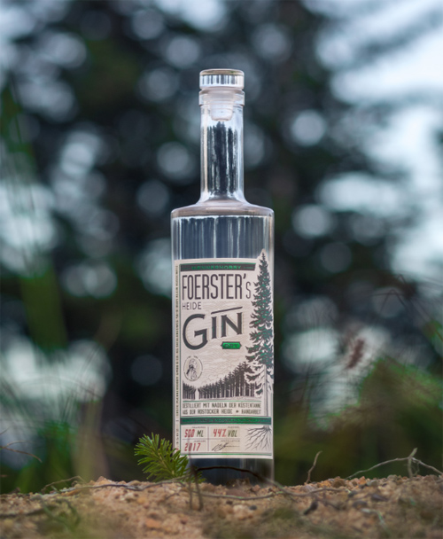 Foerster´s Heide Gin vor der Küstentanne